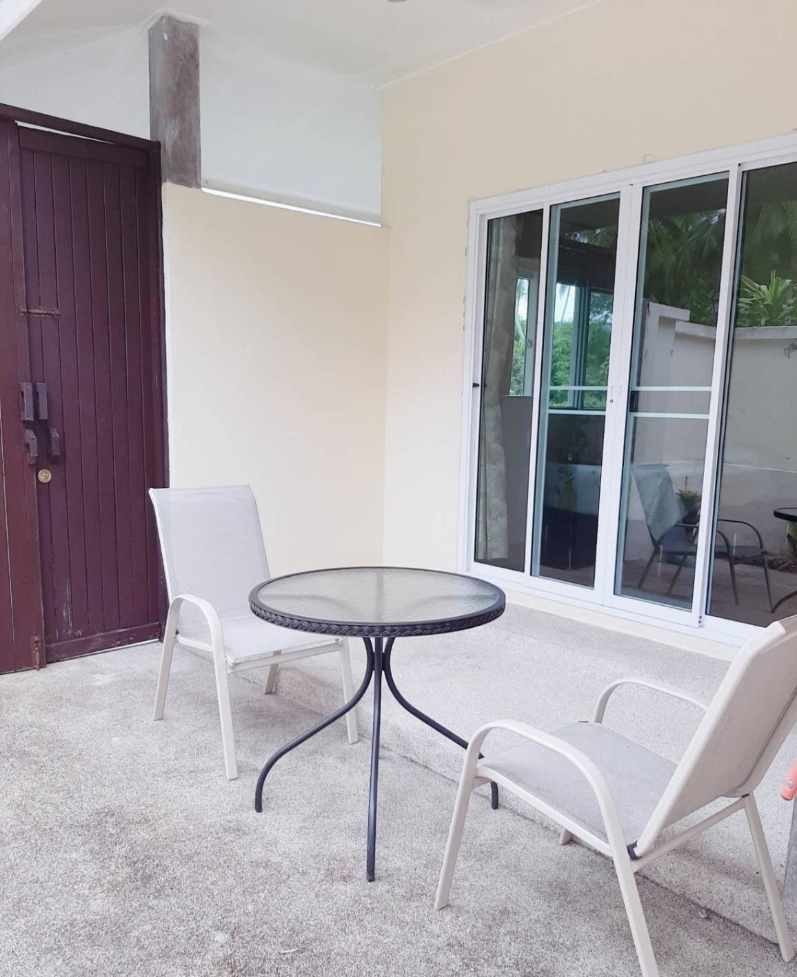Khanom Garden Suite Habitación foto