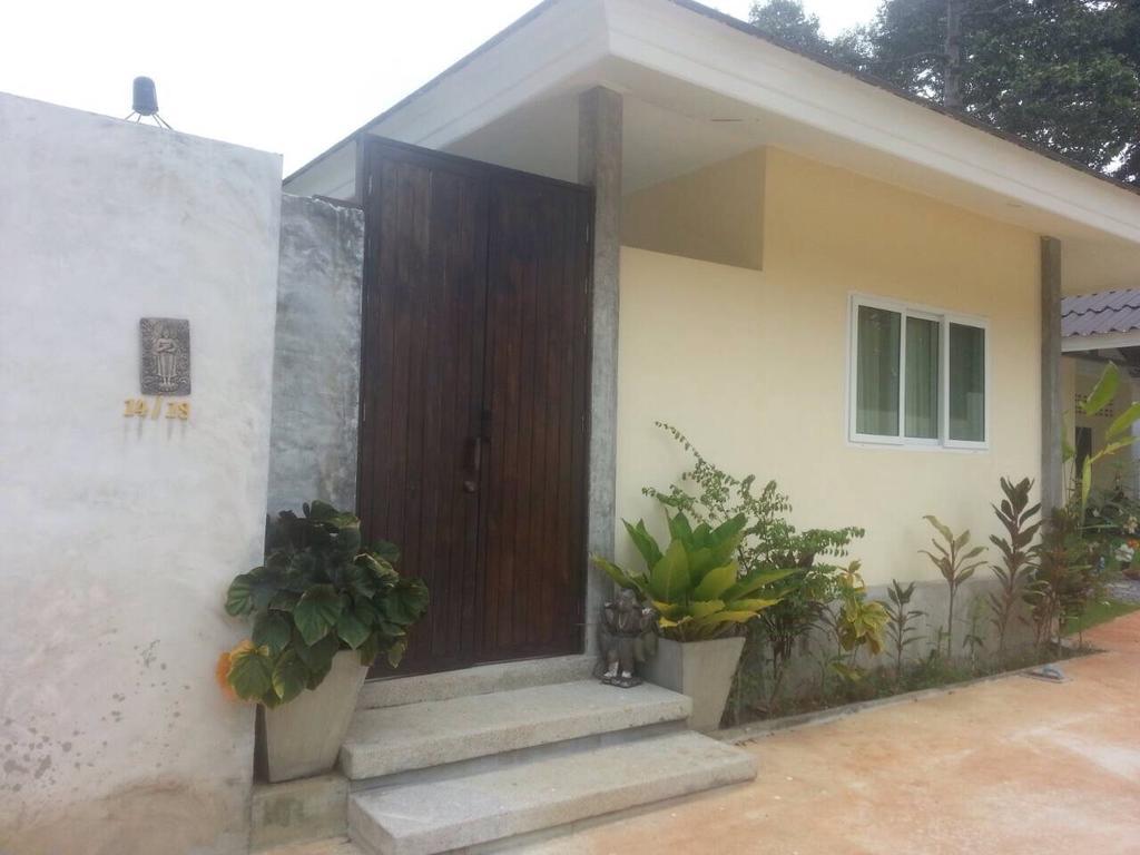 Khanom Garden Suite Habitación foto